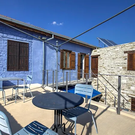 Apartman Bluearches